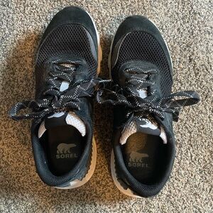 Sorel kinetic lite sneakers